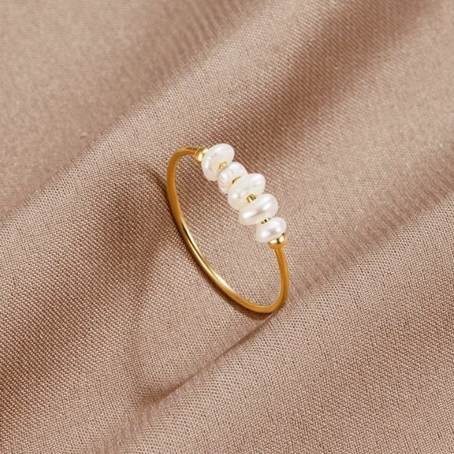 Grace | Schlichter Ring mit Süßwasserperle